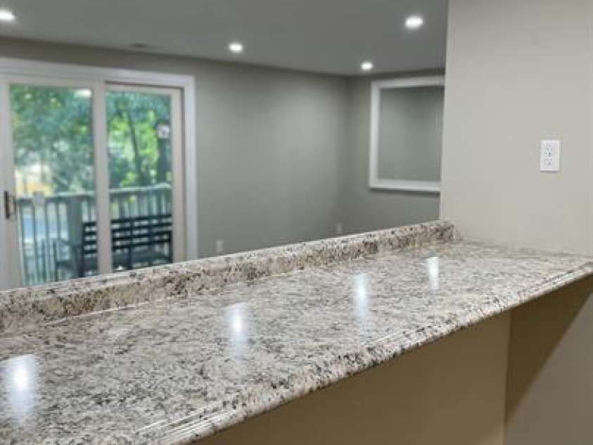 1641 Arlyn Circle, Charlotte, NC 28213.  MLS# CAR4397382, YatesRealty ID 33954. 
