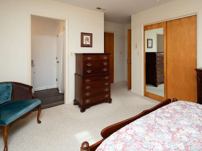 2218 Woodcrest Drive, Kannapolis, NC 28081.  MLS# CAR4288130, YatesRealty ID 33955. 