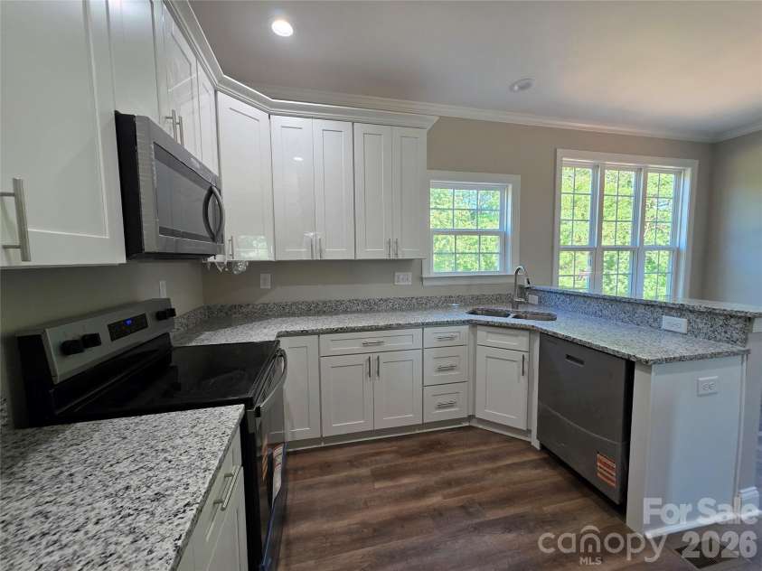 125 Kiser Street, Bessemer City, NC 28016.  MLS# CAR4380291, YatesRealty ID 33956. 