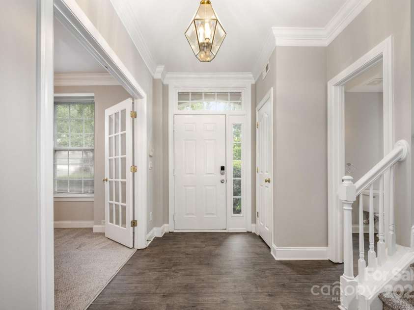 6721 Charter Hills Road, Charlotte, NC 28277.  MLS# CAR4288984, YatesRealty ID 33956. 