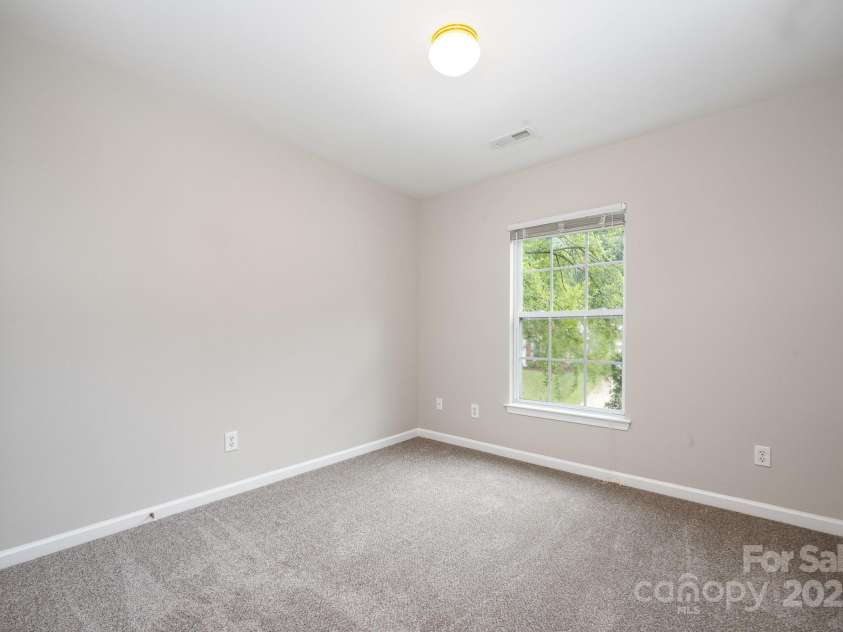 6721 Charter Hills Road, Charlotte, NC 28277.  MLS# CAR4288984, YatesRealty ID 33956. 