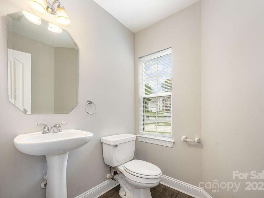 6721 Charter Hills Road, Charlotte, NC 28277.  MLS# CAR4288984, YatesRealty ID 33956. 