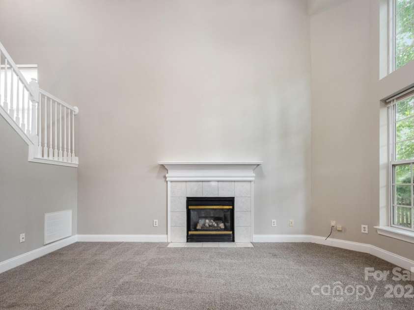 6721 Charter Hills Road, Charlotte, NC 28277.  MLS# CAR4288984, YatesRealty ID 33956. 