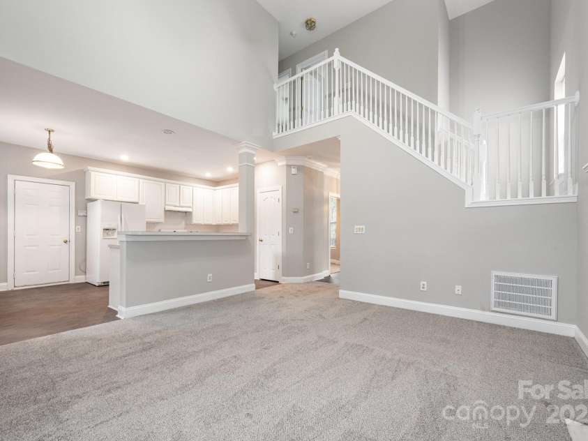 6721 Charter Hills Road, Charlotte, NC 28277.  MLS# CAR4288984, YatesRealty ID 33956. 