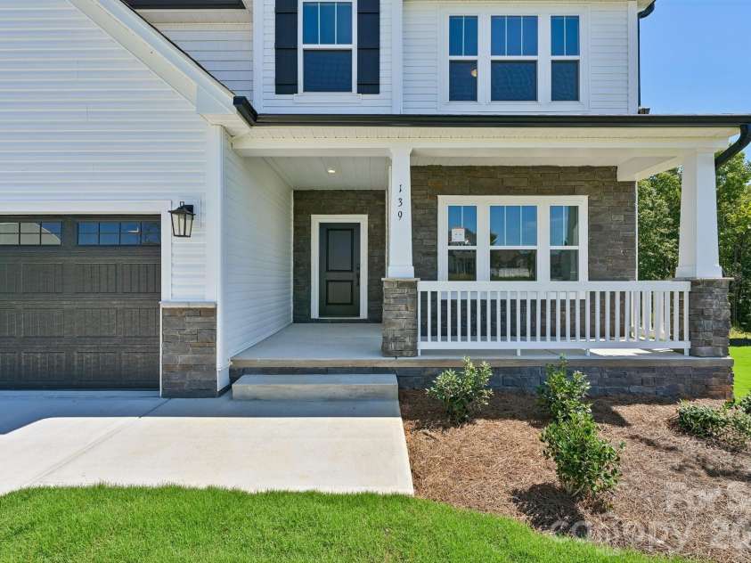 139 Tangle River Drive, Statesville, NC 28677.  MLS# CAR4397856, YatesRealty ID 33957. 