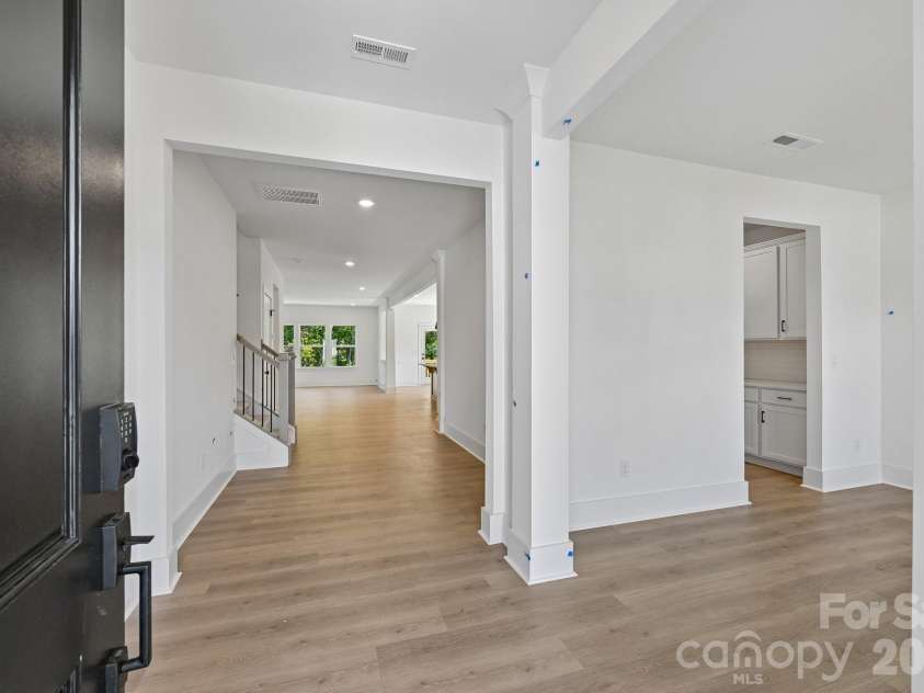 139 Tangle River Drive, Statesville, NC 28677.  MLS# CAR4397856, YatesRealty ID 33957. 