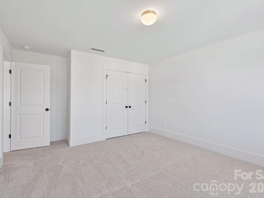 139 Tangle River Drive, Statesville, NC 28677.  MLS# CAR4397856, YatesRealty ID 33957. 