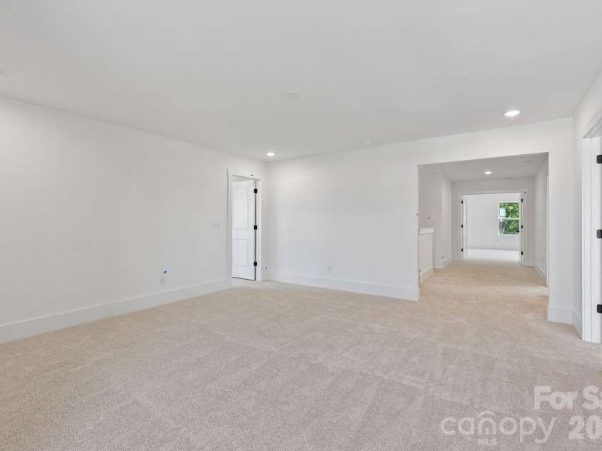 139 Tangle River Drive, Statesville, NC 28677.  MLS# CAR4397856, YatesRealty ID 33957. 