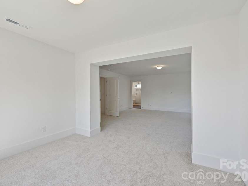 139 Tangle River Drive, Statesville, NC 28677.  MLS# CAR4397856, YatesRealty ID 33957. 