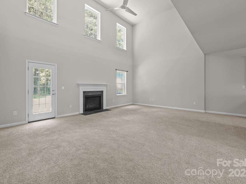 555 Settlers Grove Lane, Salisbury, NC 28146.  MLS# CAR4292670, YatesRealty ID 33958. 2 story great room