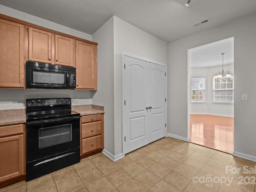 555 Settlers Grove Lane, Salisbury, NC 28146.  MLS# CAR4292670, YatesRealty ID 33958. 