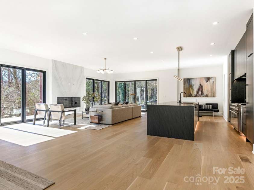 2832 Arcadia Avenue, Charlotte, NC 28209.  MLS# CAR4217335, YatesRealty ID 3396. Living room/ Kitchen