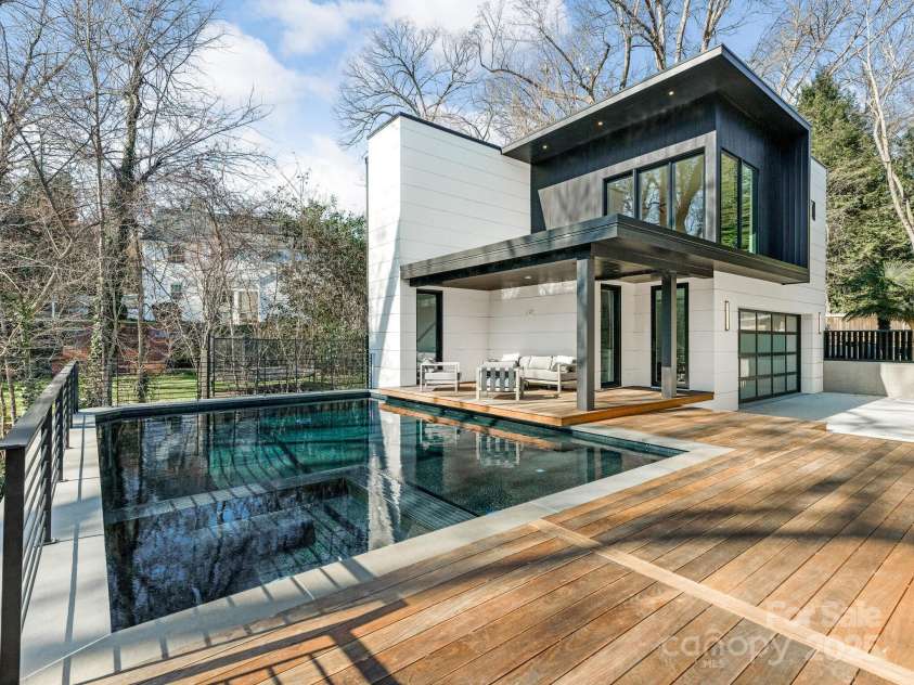 2832 Arcadia Avenue, Charlotte, NC 28209.  MLS# CAR4217335, YatesRealty ID 3396. Rear Exterior