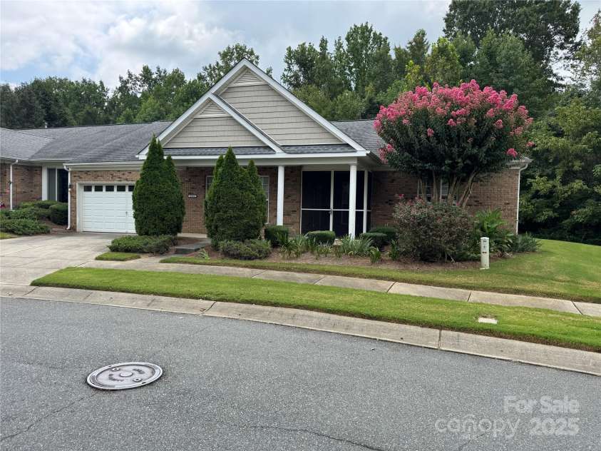 6918 Cinnamon Circle, Mint Hill, NC 28227.  MLS# CAR4294379, YatesRealty ID 33960. 