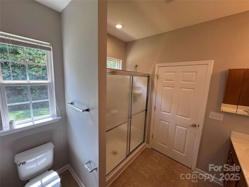 6918 Cinnamon Circle, Mint Hill, NC 28227.  MLS# CAR4294379, YatesRealty ID 33960. 