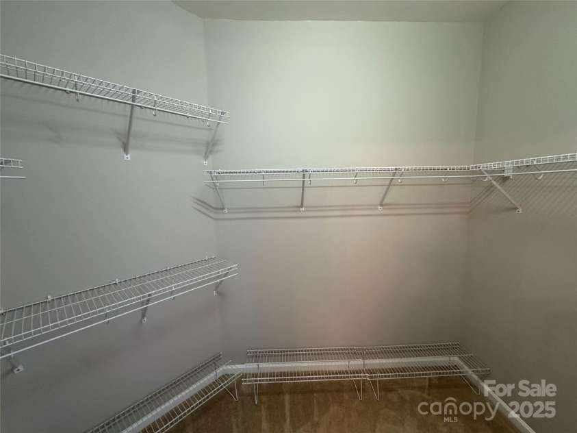 6918 Cinnamon Circle, Mint Hill, NC 28227.  MLS# CAR4294379, YatesRealty ID 33960. 