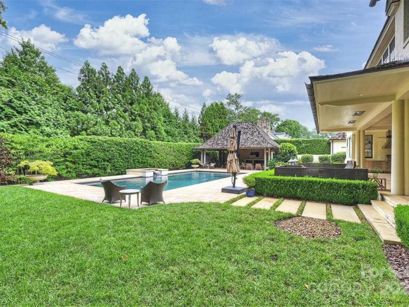 3912 Beresford Road, Charlotte, NC 28211.  MLS# CAR4292210, YatesRealty ID 33961. 