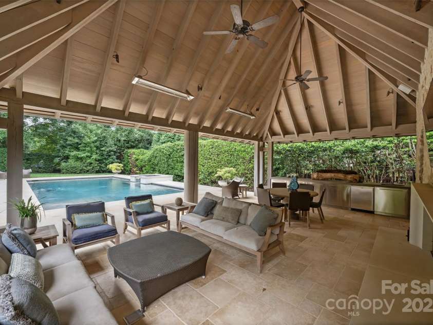 3912 Beresford Road, Charlotte, NC 28211.  MLS# CAR4292210, YatesRealty ID 33961. 