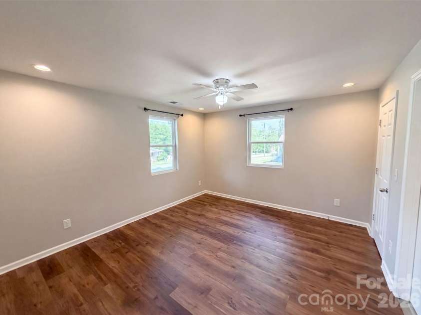 604 Rowan Mills Road, Salisbury, NC 28147.  MLS# CAR4398462, YatesRealty ID 33961. 