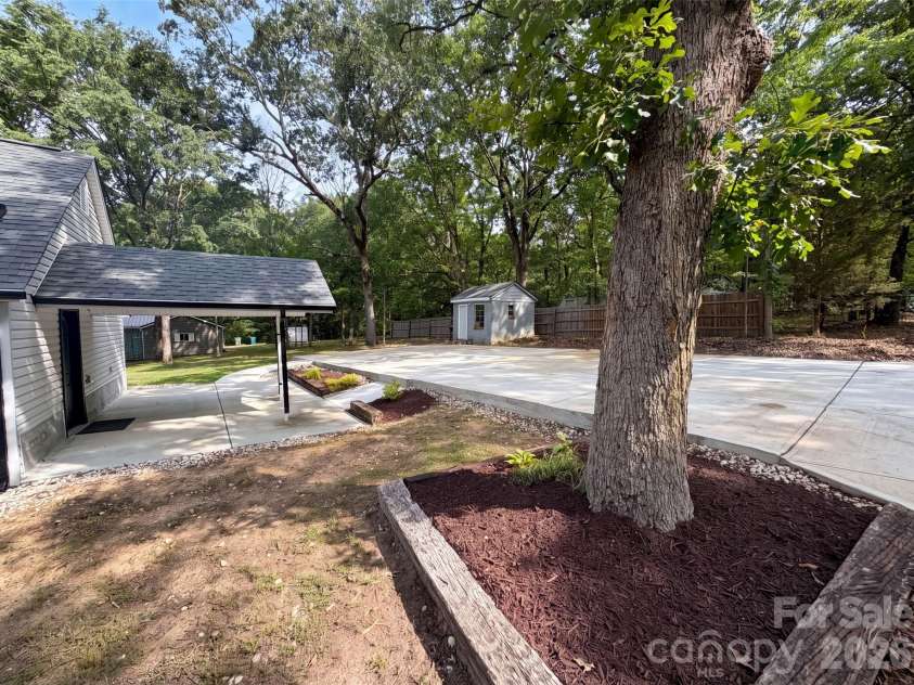 604 Rowan Mills Road, Salisbury, NC 28147.  MLS# CAR4398462, YatesRealty ID 33961. 