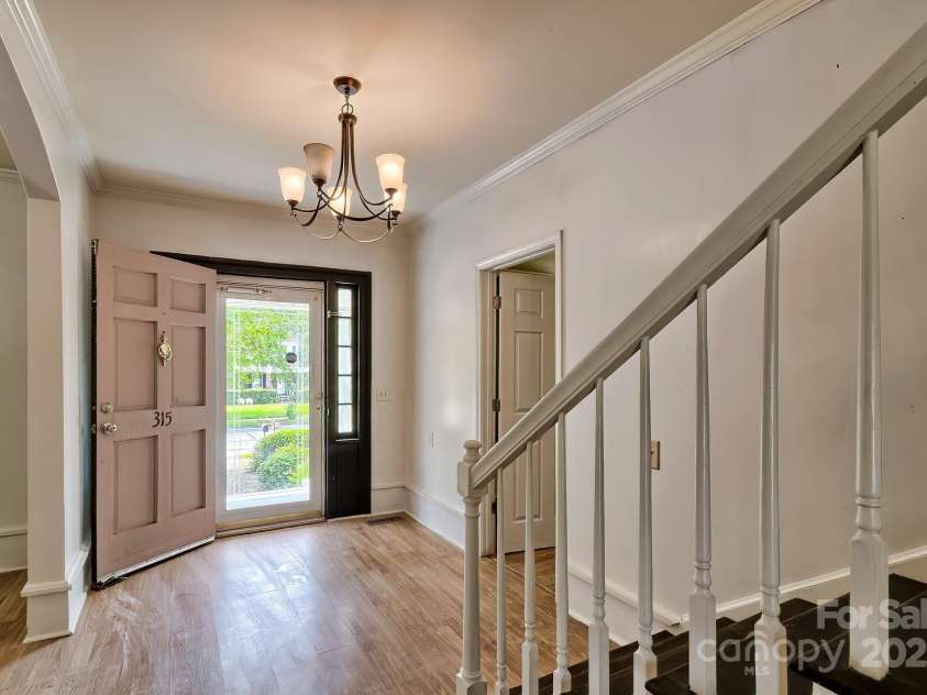 315 Marion Street, Kershaw, SC 29067.  MLS# CAR4278588, YatesRealty ID 33962. 