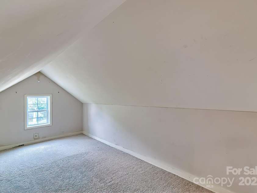 315 Marion Street, Kershaw, SC 29067.  MLS# CAR4278588, YatesRealty ID 33962. 
