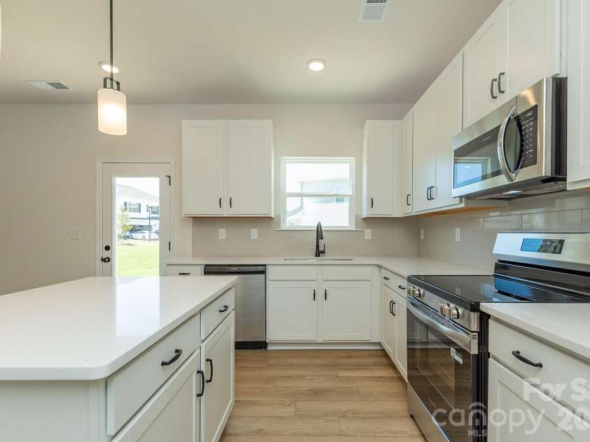 604 Cooley Drive, Salisbury, NC 28147.  MLS# CAR4398447, YatesRealty ID 33962. 