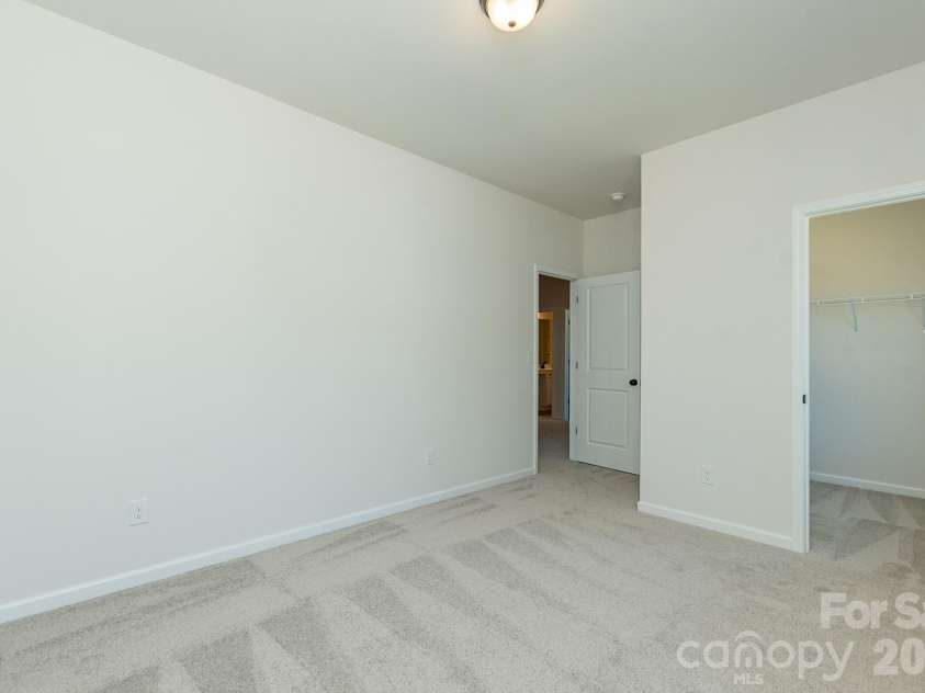 604 Cooley Drive, Salisbury, NC 28147.  MLS# CAR4398447, YatesRealty ID 33962. 