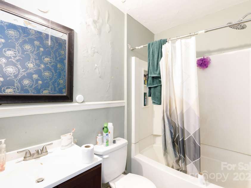 1049/1051 Park Avenue Extension, Rock Hill, SC 29732.  MLS# CAR4292647, YatesRealty ID 33964. 