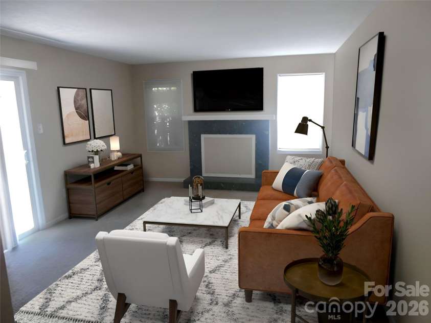 6311 Coach Hill Lane, Charlotte, NC 28212.  MLS# CAR4398478, YatesRealty ID 33964. Family Room (virtually staged)