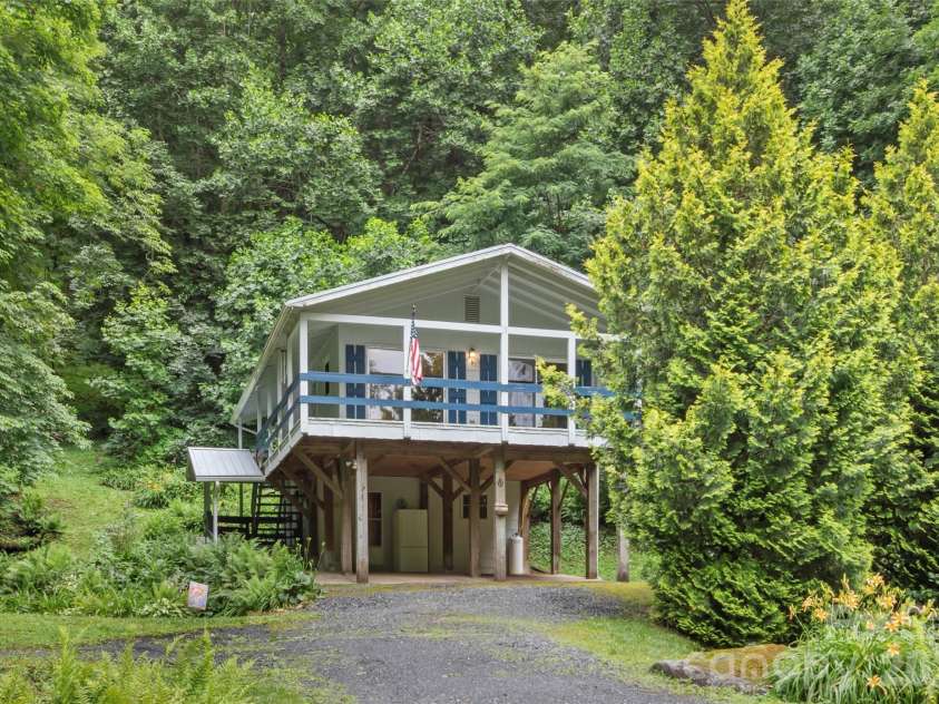 1210 Blevins Branch Road, Bakersville, NC 28705.  MLS# CAR4395835, YatesRealty ID 33967. 
