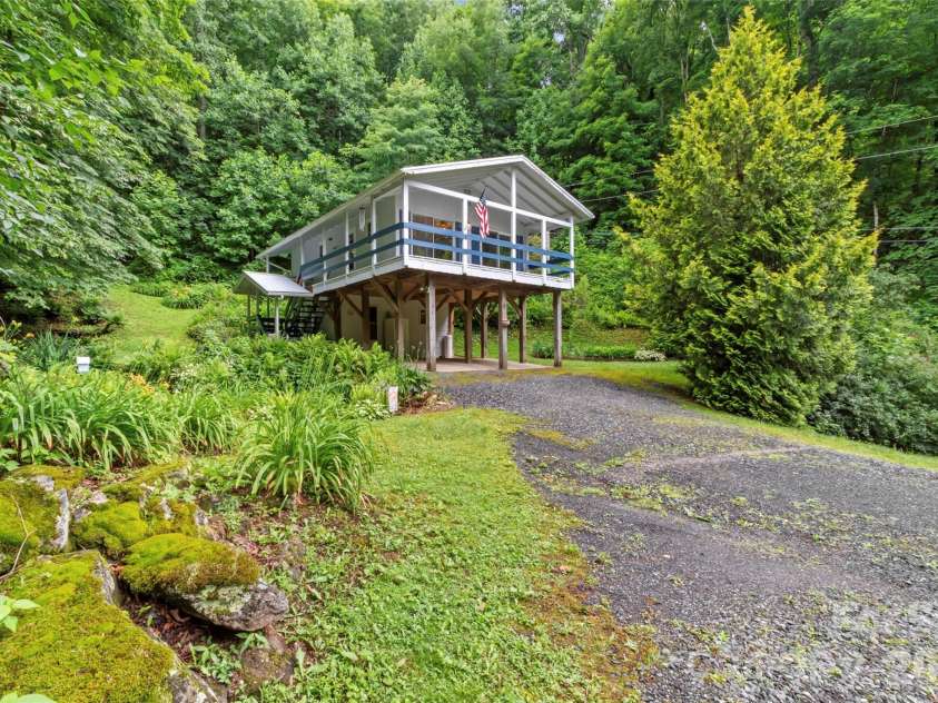 1210 Blevins Branch Road, Bakersville, NC 28705.  MLS# CAR4395835, YatesRealty ID 33967. 