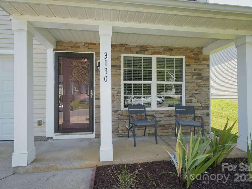 3130 Osceola Lane, Charlotte, NC 28269.  MLS# CAR4292809, YatesRealty ID 33967. 