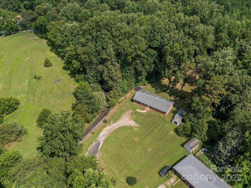 142 Hatcher Road, Shelby, NC 28150.  MLS# CAR4278201, YatesRealty ID 33968. 