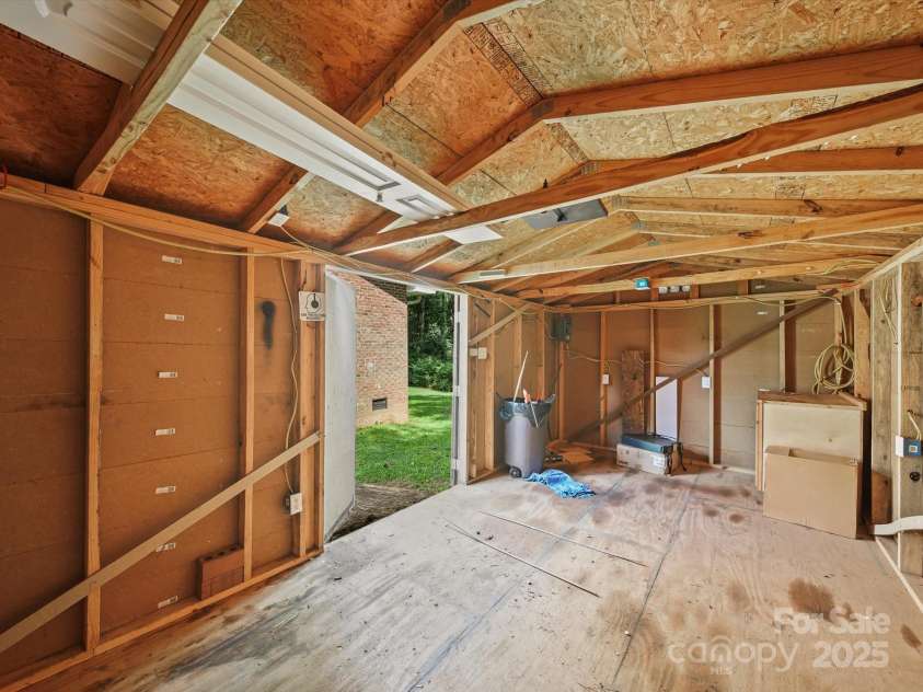 142 Hatcher Road, Shelby, NC 28150.  MLS# CAR4278201, YatesRealty ID 33968. 