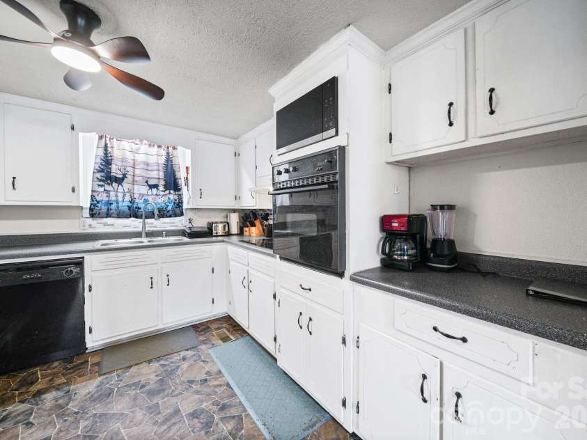 420 Bear Creek Road, Shelby, NC 28152.  MLS# CAR4398541, YatesRealty ID 33968. 