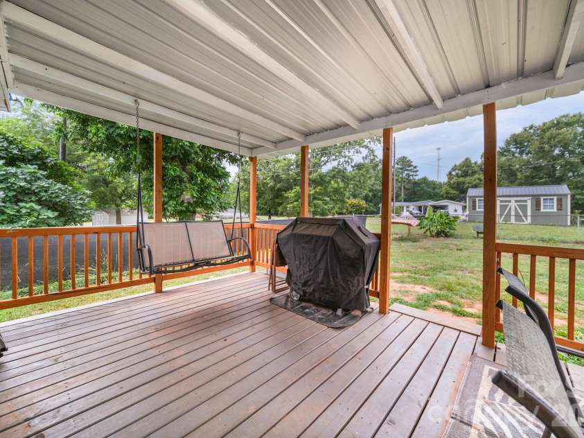 420 Bear Creek Road, Shelby, NC 28152.  MLS# CAR4398541, YatesRealty ID 33968. 