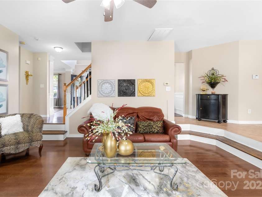 112 Saye Place, Mooresville, NC 28115.  MLS# CAR4238613, YatesRealty ID 3397. 