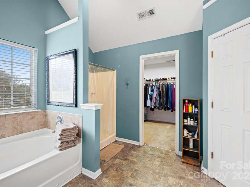 112 Saye Place, Mooresville, NC 28115.  MLS# CAR4238613, YatesRealty ID 3397. 