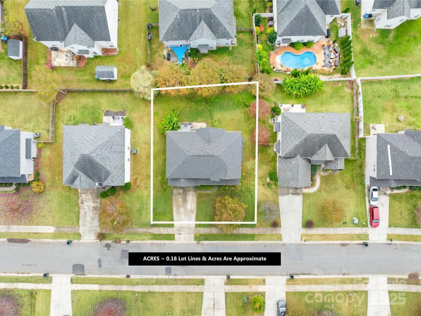112 Saye Place, Mooresville, NC 28115.  MLS# CAR4238613, YatesRealty ID 3397. 