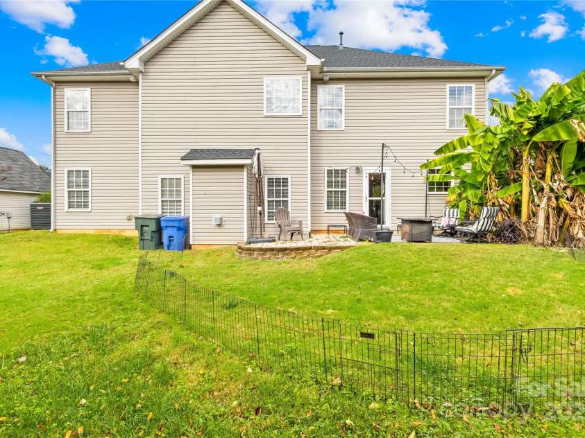 112 Saye Place, Mooresville, NC 28115.  MLS# CAR4238613, YatesRealty ID 3397. 