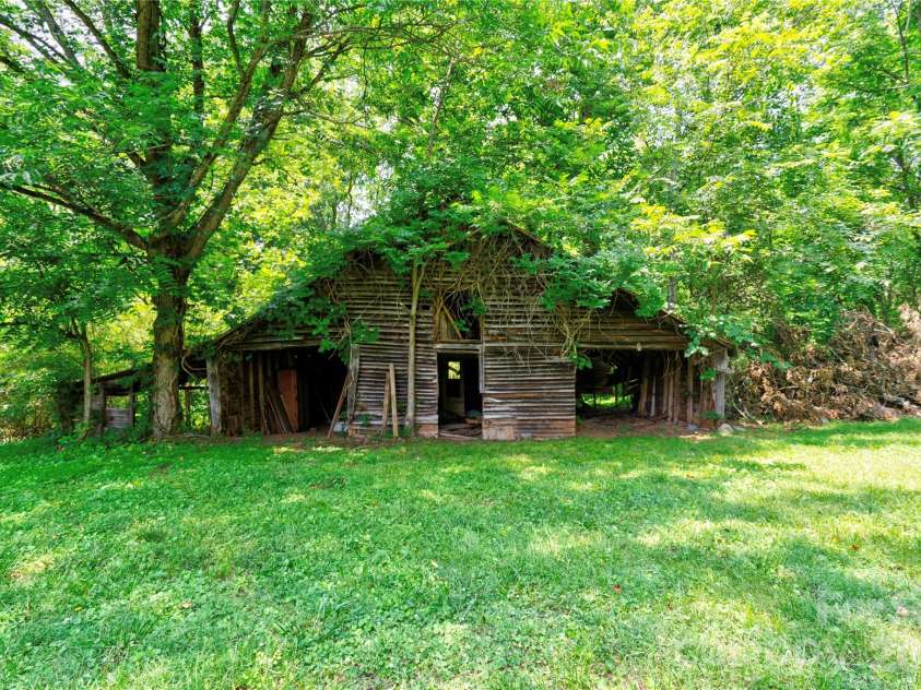 1813 Saint Marks Church Road, Crouse, NC 28033.  MLS# CAR4396855, YatesRealty ID 33971. 