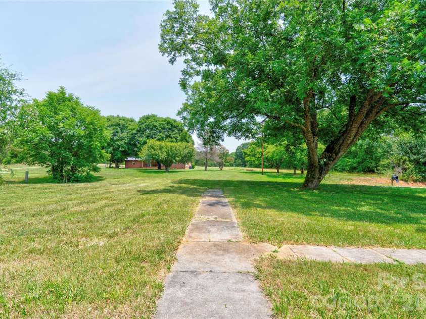 1813 Saint Marks Church Road, Crouse, NC 28033.  MLS# CAR4396855, YatesRealty ID 33971. 