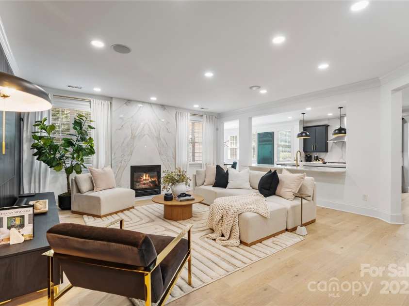 11009 Royal Colony Drive, Waxhaw, NC 28173.  MLS# CAR4295056, YatesRealty ID 33972. 