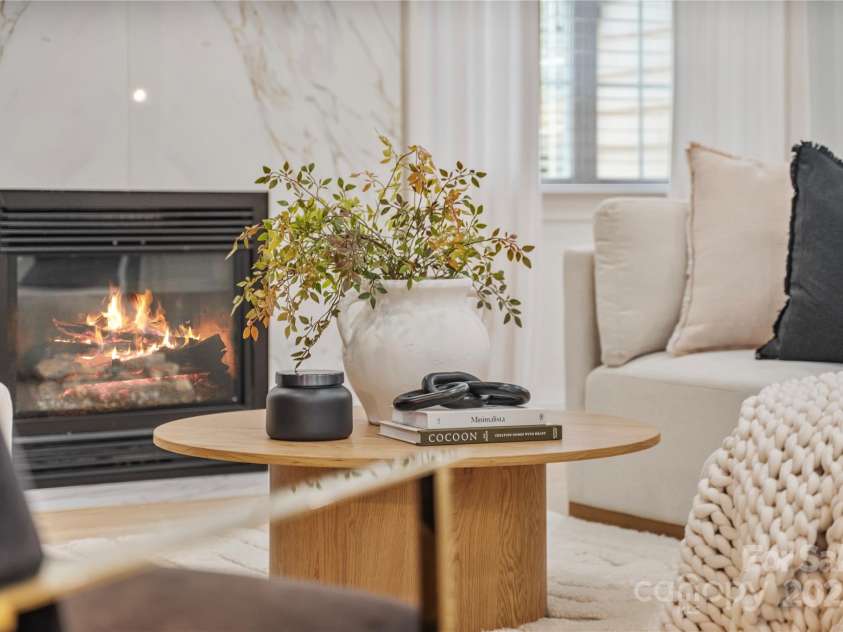 11009 Royal Colony Drive, Waxhaw, NC 28173.  MLS# CAR4295056, YatesRealty ID 33972. 