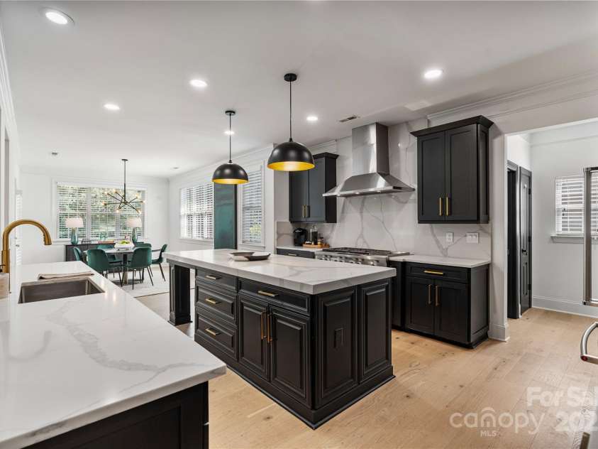 11009 Royal Colony Drive, Waxhaw, NC 28173.  MLS# CAR4295056, YatesRealty ID 33972. 