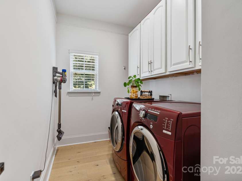 11009 Royal Colony Drive, Waxhaw, NC 28173.  MLS# CAR4295056, YatesRealty ID 33972. 