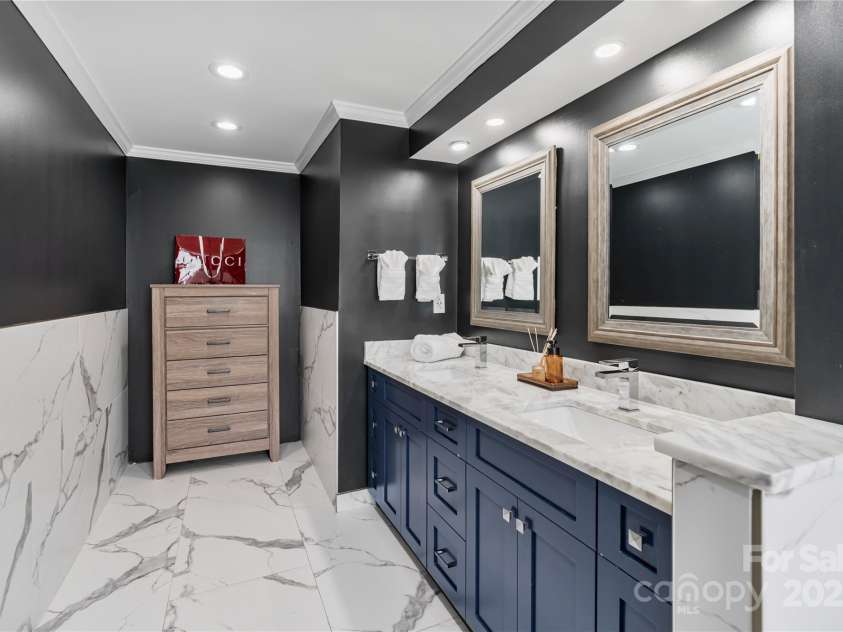 11009 Royal Colony Drive, Waxhaw, NC 28173.  MLS# CAR4295056, YatesRealty ID 33972. Primary