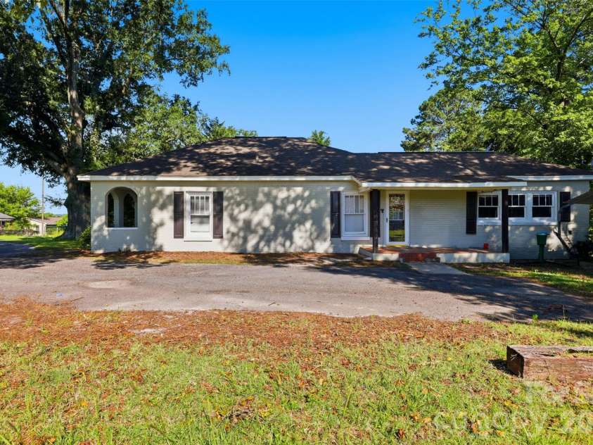 623 Ohio Avenue, Bessemer City, NC 28016.  MLS# CAR4398563, YatesRealty ID 33972. 
