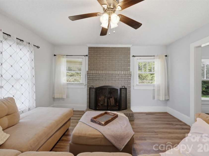 623 Ohio Avenue, Bessemer City, NC 28016.  MLS# CAR4398563, YatesRealty ID 33972. 